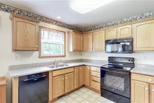 3500 River Rock Dr, Cuyahoga Falls, OH 44223 - Photo 11
