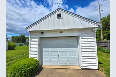 1104 Cassingham Avenue, Coshocton, OH 43812 - Photo 3