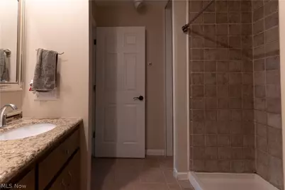 18251 Glencreek Lane, Strongsville, OH 44136 - Photo 15