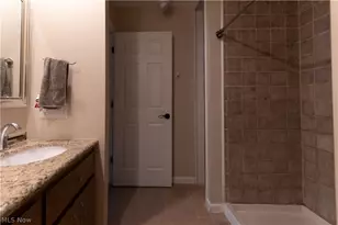 18251 Glencreek Ln, Strongsville, OH 44136 - Photo 15