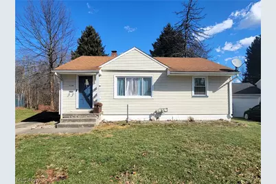 3246 Quentin Drive, Youngstown, OH 44511 - Photo 1
