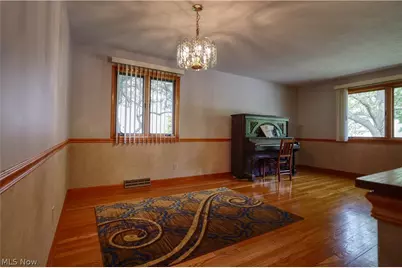 9307 Munich Drive, Parma, OH 44130 - Photo 9