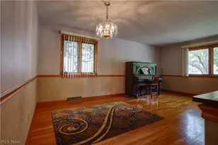 9307 Munich Dr, Parma, OH 44130 - Photo 9