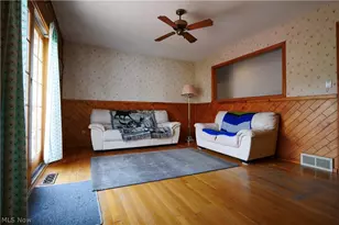 9307 Munich Dr, Parma, OH 44130 - Photo 21