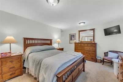 5295 Broadway, Lorain, OH 44052 - Photo 17