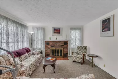 5295 Broadway, Lorain, OH 44052 - Photo 3