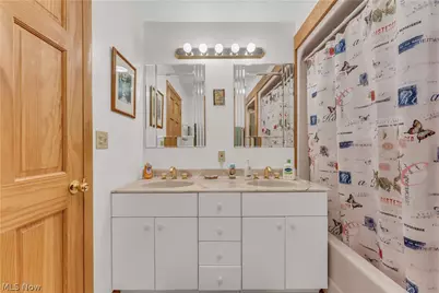 5295 Broadway, Lorain, OH 44052 - Photo 19