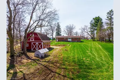 327 Briarhill Drive, Rittman, OH 44270 - Photo 9