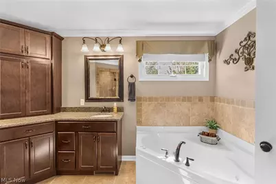3358 Ridgely Park Drive, Poland, OH 44514 - Photo 27