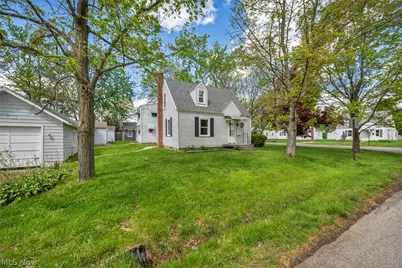 228 Sanford Street, Ravenna, OH 44266 - Photo 5