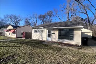 12218 Brooklawn Ave, Loveland, OH 44111 - Photo 1