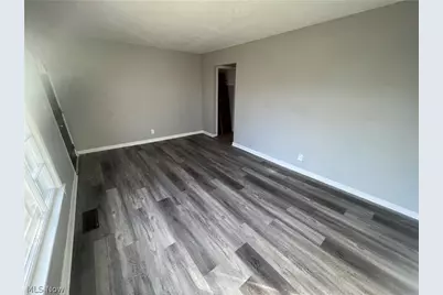 12218 Brooklawn Avenue, Loveland, OH 44111 - Photo 3