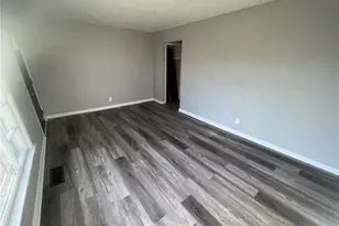 12218 Brooklawn Ave, Loveland, OH 44111 - Photo 3