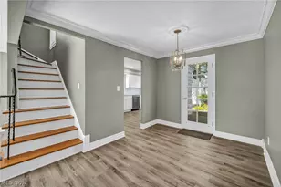 7198 Greenleaf Ave, Parma, OH 44130 - Photo 9