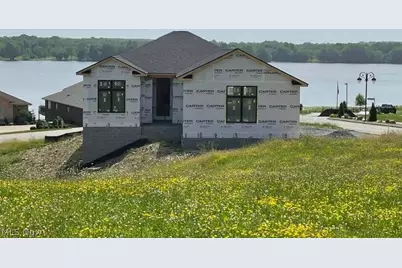 Pine Lake Cove, Columbiana, OH 44408 - Photo 9