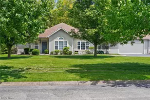 15 Hunters Woods Blvd, Canfield, OH 44406 - Photo 5