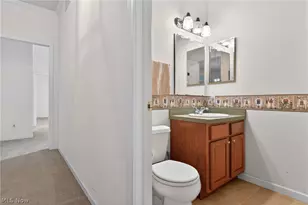 15 Hunters Woods Blvd, Canfield, OH 44406 - Photo 29