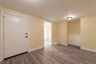 1263 Newton St, Akron, OH 44305 - Photo 11