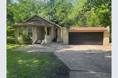 1263 Newton Street, Akron, OH 44305 - Photo 1