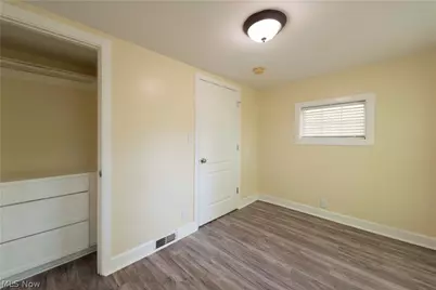 1263 Newton Street, Akron, OH 44305 - Photo 7