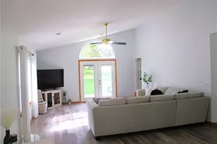2399 Marlborough Dr, Uniontown, OH 44685 - Photo 9