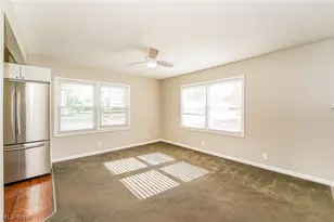 2910 Elmwood St, Cuyahoga Falls, OH 44221 - Photo 3