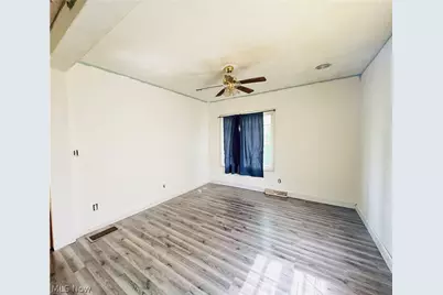 2135 Parkman Road NW, Warren, OH 44485 - Photo 11
