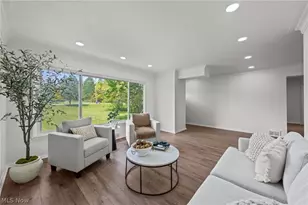 763 SOM Center Road, Mayfield Village, OH 44143 - Photo 5