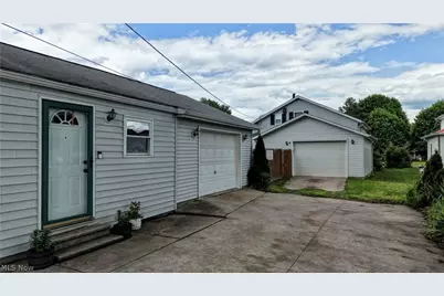127 SW 7th Drive SW, New Philadelphia, OH 44663 - Photo 5