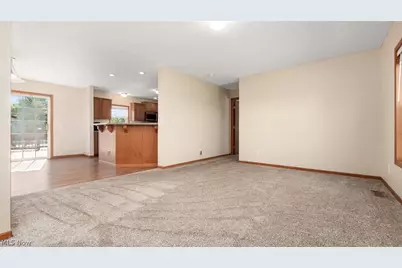 4780 Huggins Road, Zanesville, OH 43701 - Photo 9