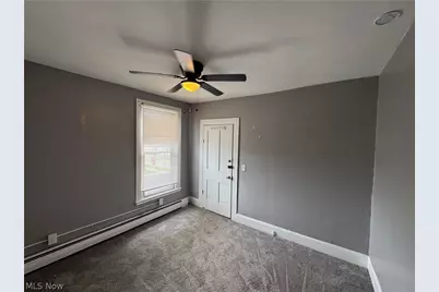 428 West Avenue, Elyria, OH 44035 - Photo 5