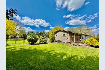 6867 Wren Avenue NW, North Canton, OH 44720 - Photo 5