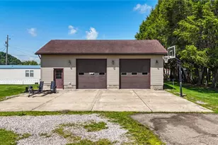 6 Gale Ave, Newport, OH 45768 - Photo 9