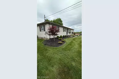 1046 Wilshire Drive, Youngstown, OH 44511 - Photo 19