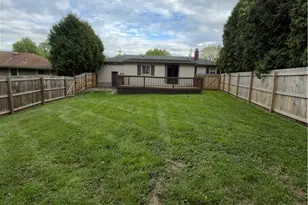 1046 Wilshire Dr, Youngstown, OH 44511 - Photo 17