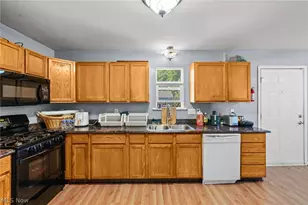 12505 Grimsby Ave, Loveland, OH 44135 - Photo 15