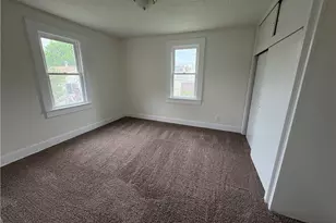 945 Davis St, Akron, OH 44310 - Photo 7