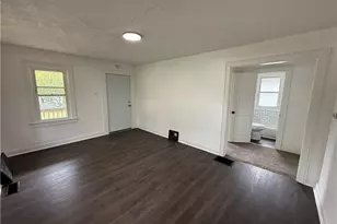778 Ravenswood St, Akron, OH 44306 - Photo 9