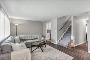 25345 Country Club Blvd, North Olmsted, OH 44070 - Photo 7