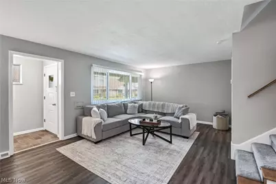25345 Country Club Boulevard #12-11, North Olmsted, OH 44070 - Photo 9