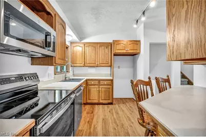 3717 Sea Ray Cove, Aurora, OH 44202 - Photo 9