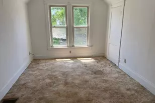 1111 Hillary Square, Steubenville, OH 43952 - Photo 9
