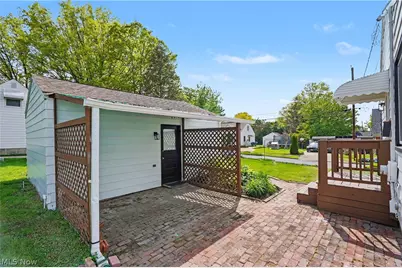 2697 8th Street, Cuyahoga Falls, OH 44221 - Photo 33