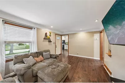 4319 Rockland Drive, Brooklyn, OH 44144 - Photo 7
