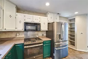 780 Bates Rd, Rocky River, OH 44116 - Photo 9