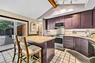 21903 Meadows Edge Ln, Strongsville, OH 44149 - Photo 17