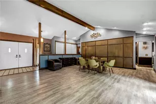 21903 Meadows Edge Ln, Strongsville, OH 44149 - Photo 5