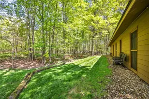 21903 Meadows Edge Ln, Strongsville, OH 44149 - Photo 49