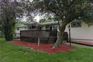 1223 Faircliff St, Louisville, OH 44641 - Photo 3