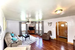 528 Maple St SW, Sugarcreek, OH 44681 - Photo 19